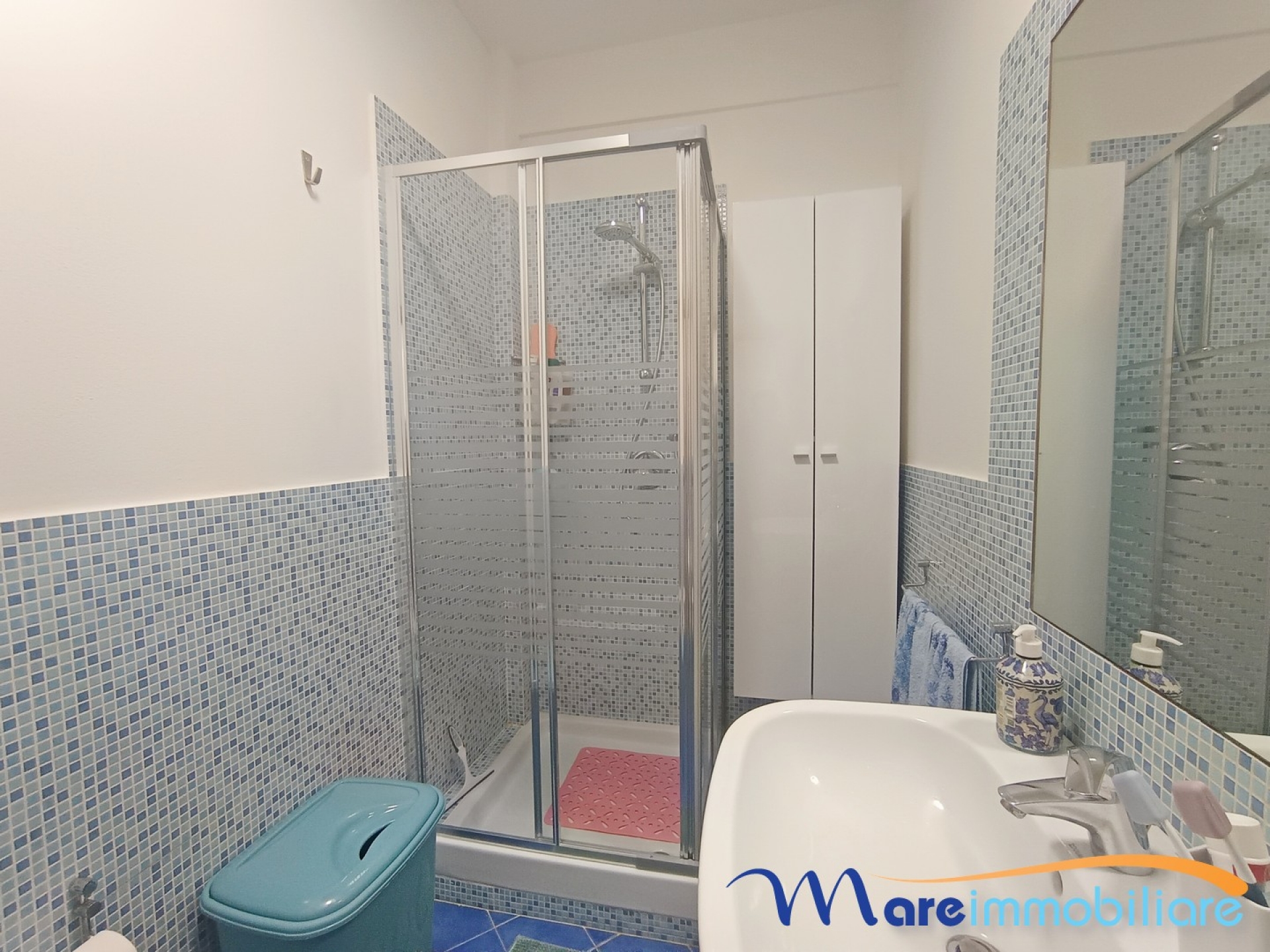 Bilocale in centro con grande terrazzo
