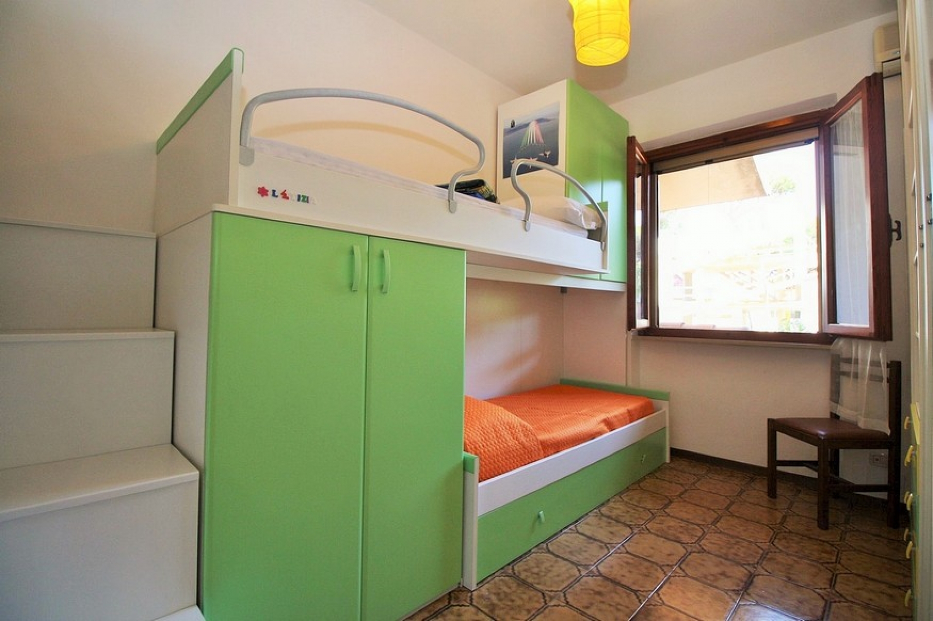 Villetta immersa nella pineta con giardino e ingresso indipendente