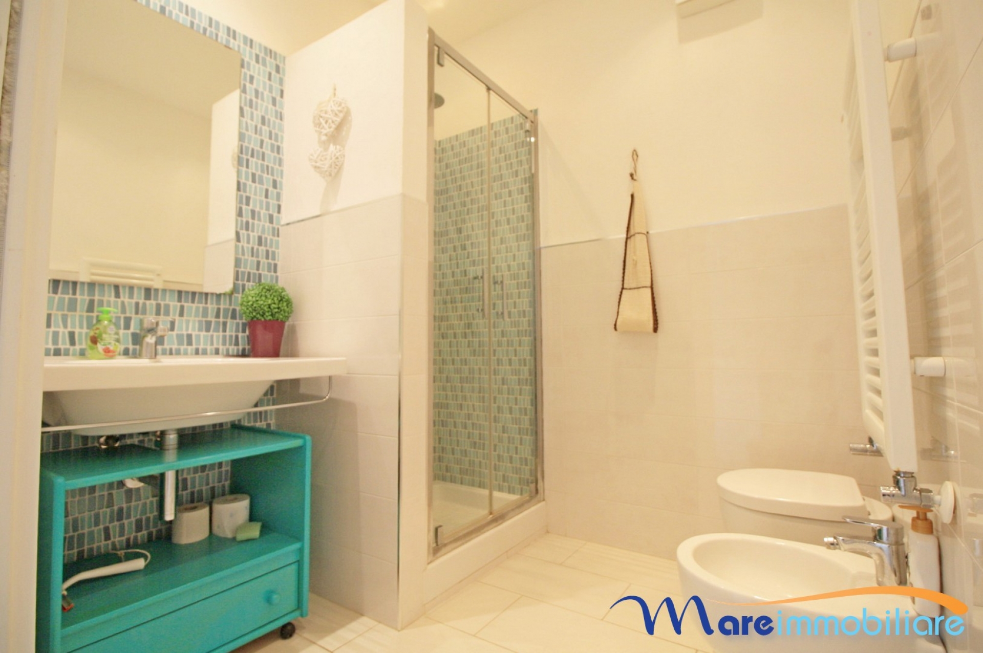 Zona Tombolo trilocale con veranda spaziosa