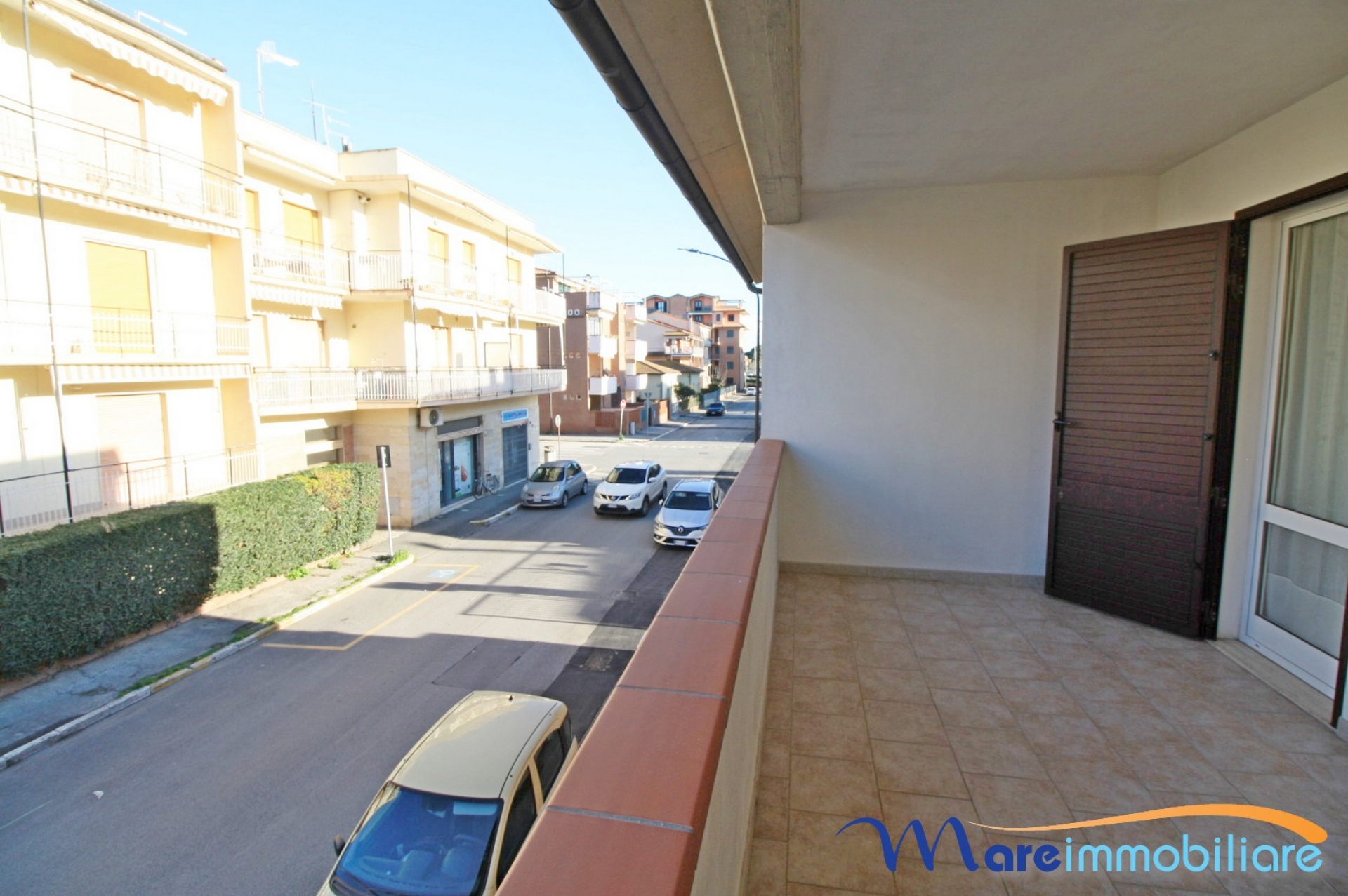 Trilocale zona centrale doppia veranda