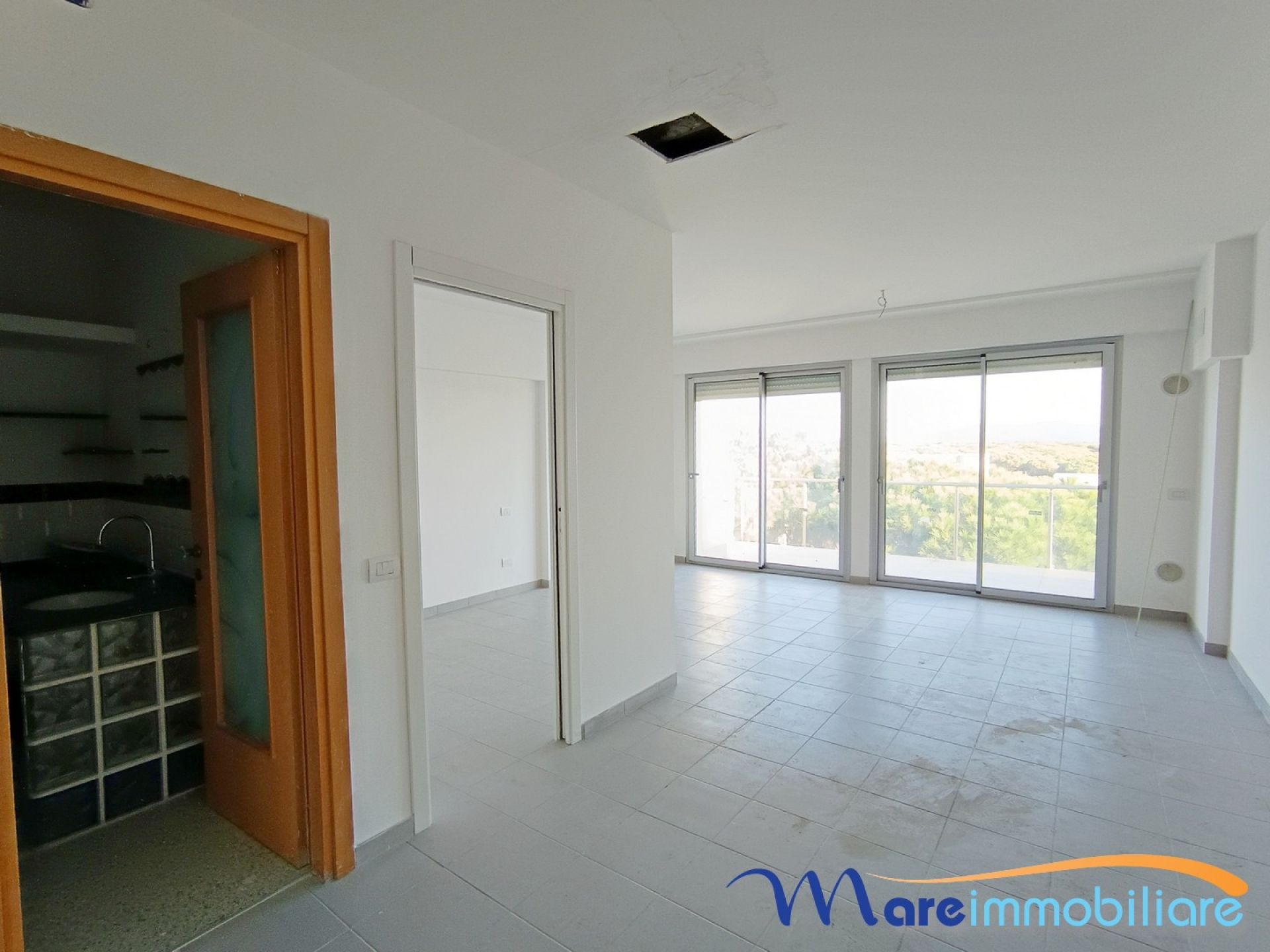 Splendido appartamento vista mare con posto auto