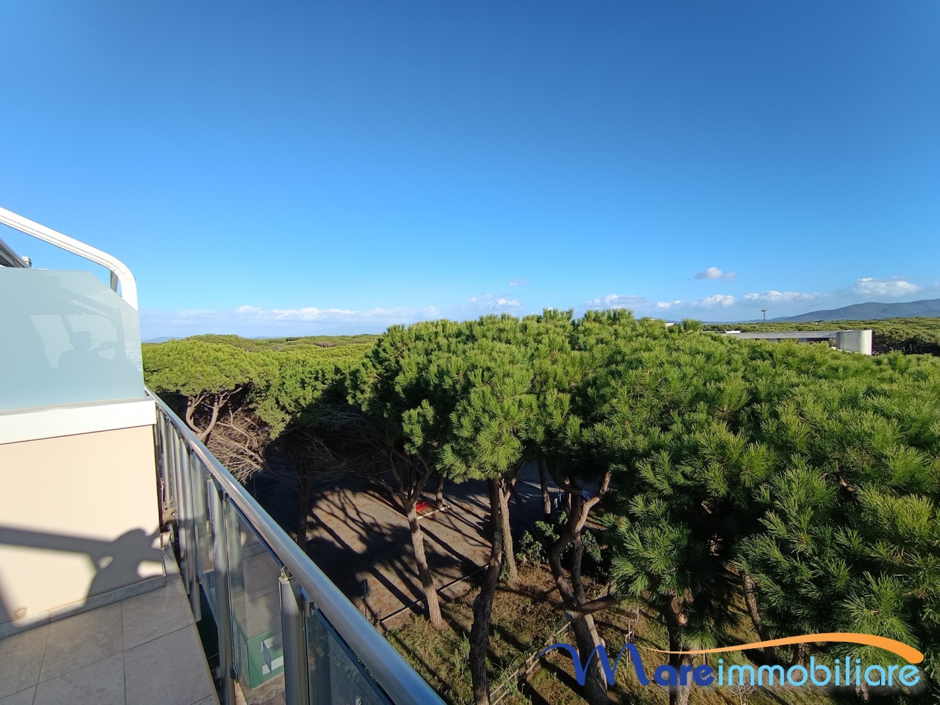 Splendido appartamento vista mare con posto auto