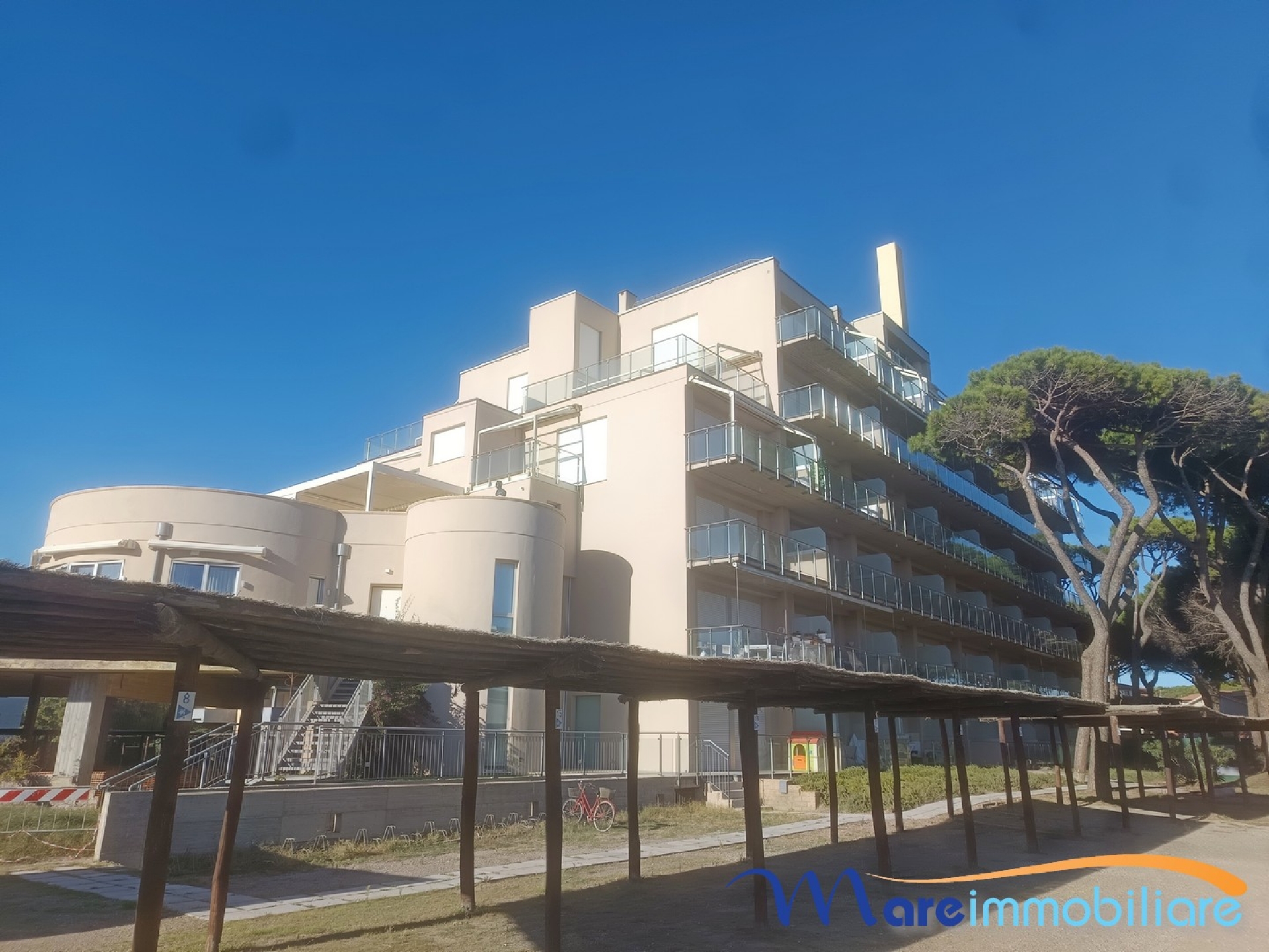 Splendido appartamento vista mare con posto auto