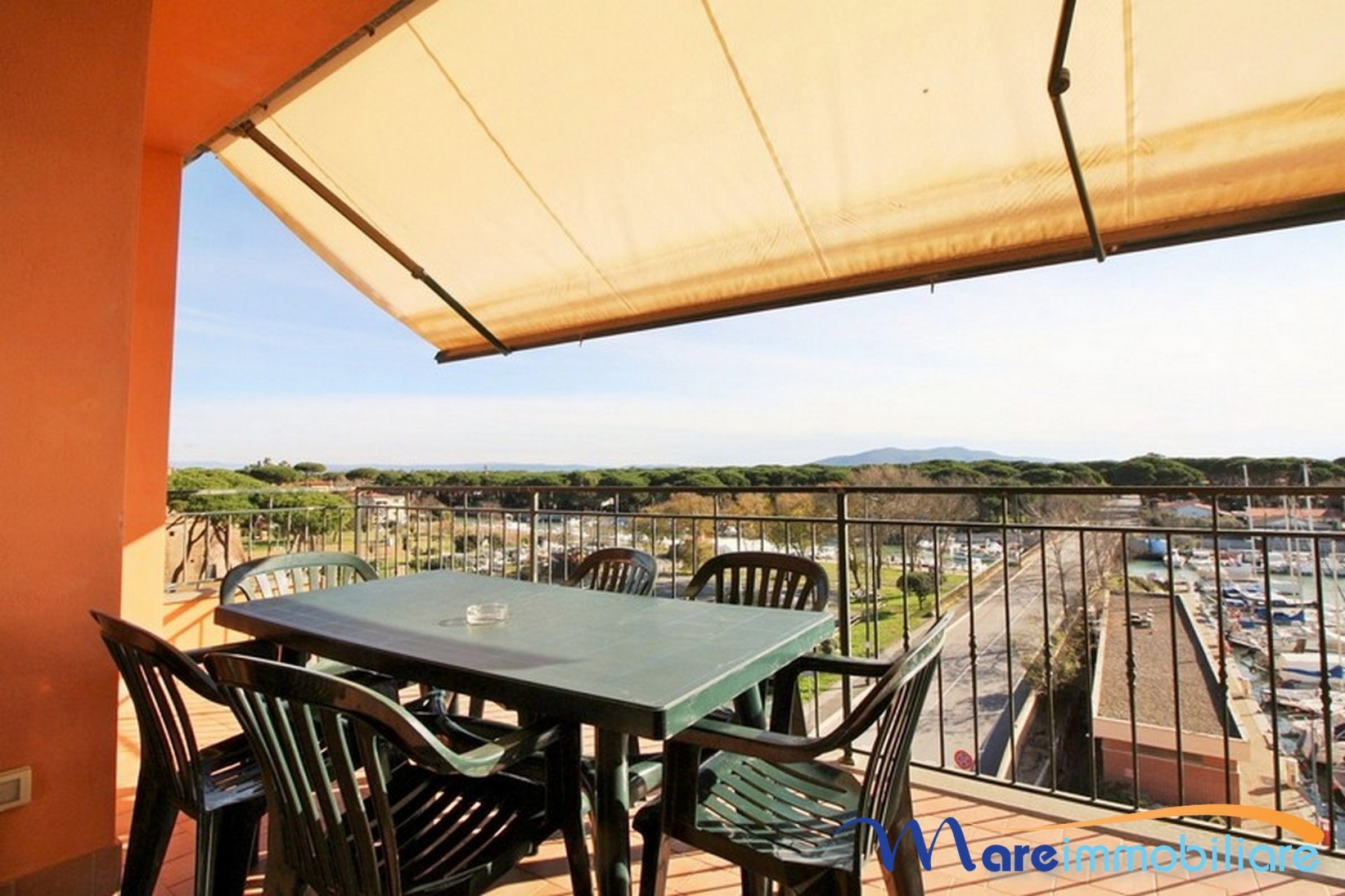 Marina di Grosseto – Attico su due livelli con vista sul porto
