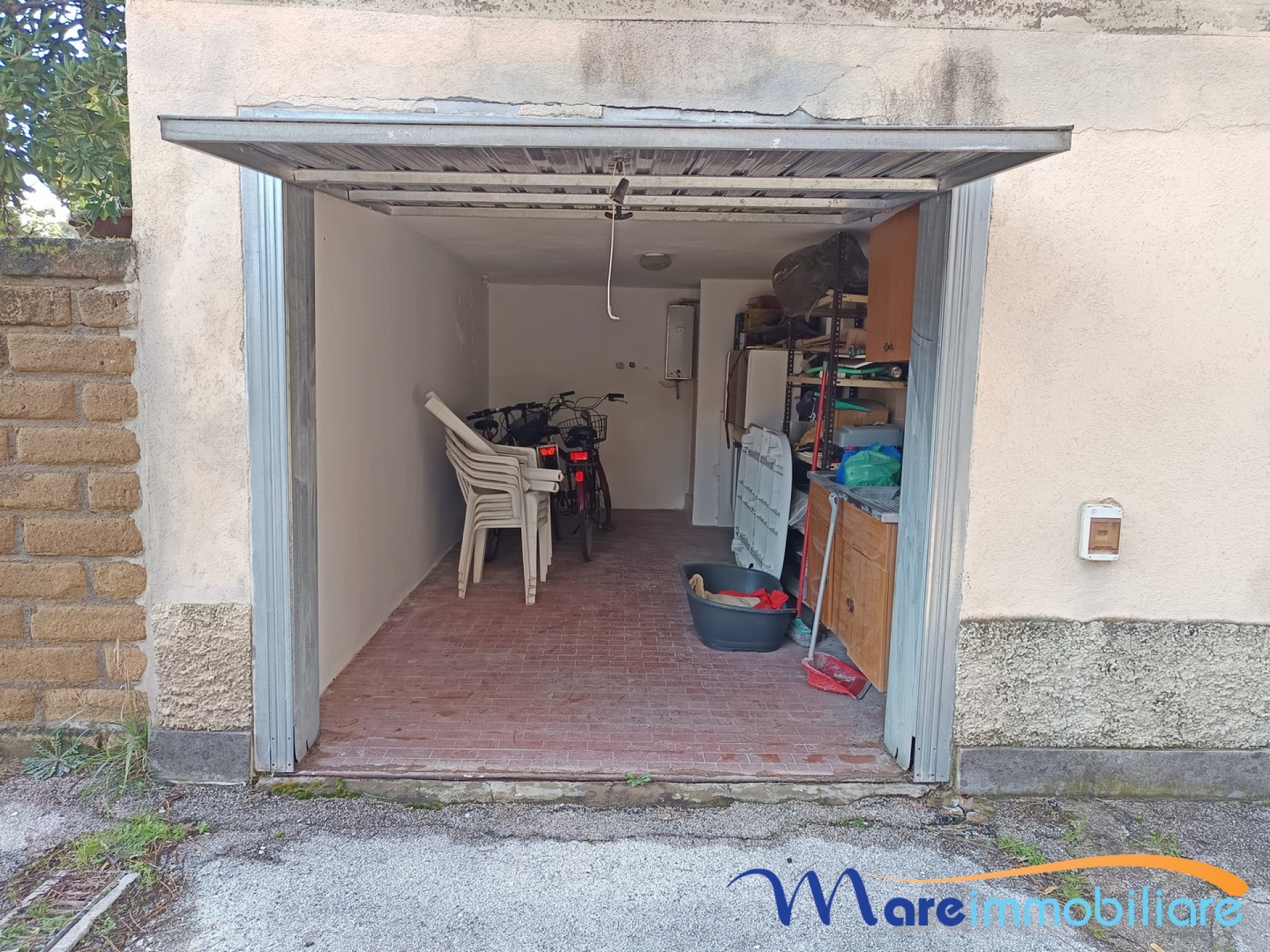 Zona sud 5 vani con garage